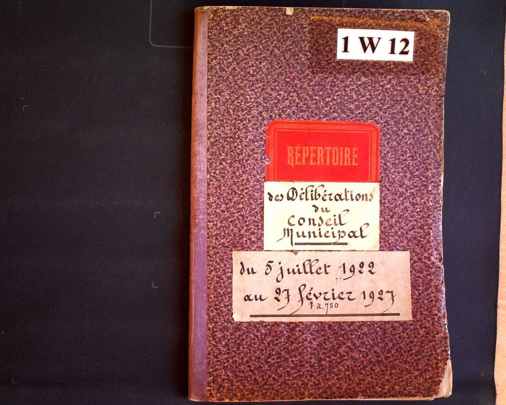Délibérations 1922-1927 par ordre alphabétique des natures des délibérations